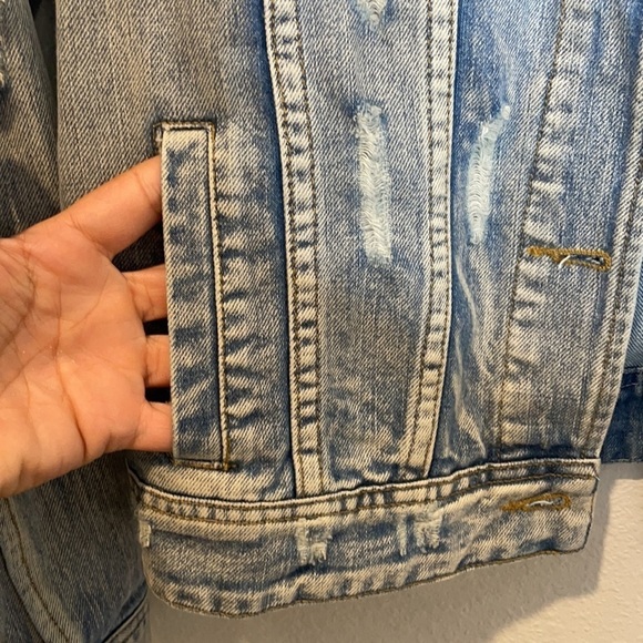 Ellison Distressed Jean Jacket - Picture 6 of 9
